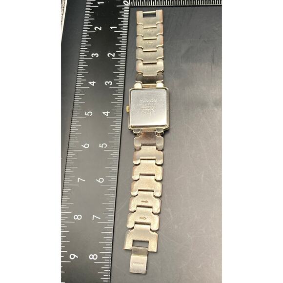 Miykon J2115 Quartz Mens Watch 30mm - New Battery - Wrist 6.5-6.75 WR - Picture 7 of 9